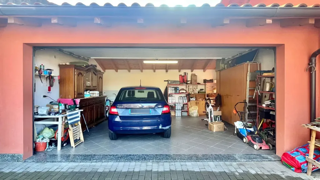 garage