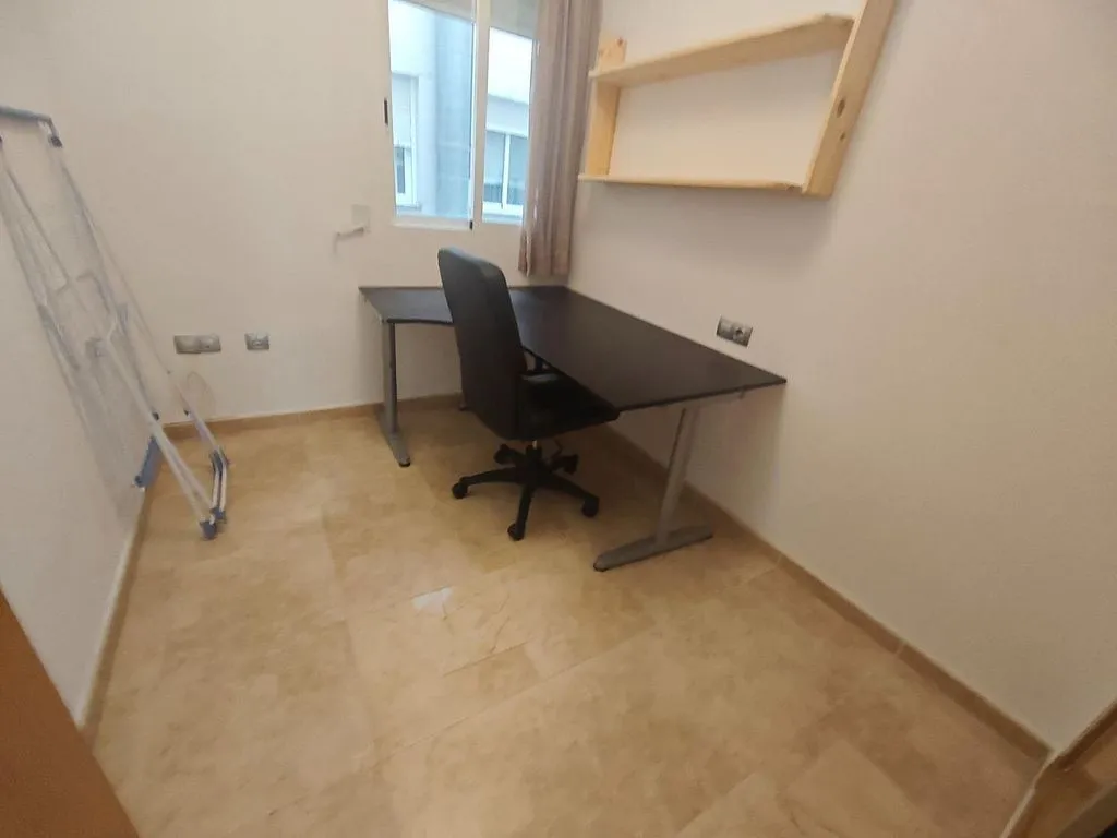 Office - Apartment with Balcony in El Ranero