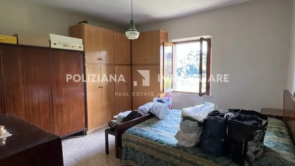 Chambres - Rustic Casale with Olive Grove in Montepulciano
