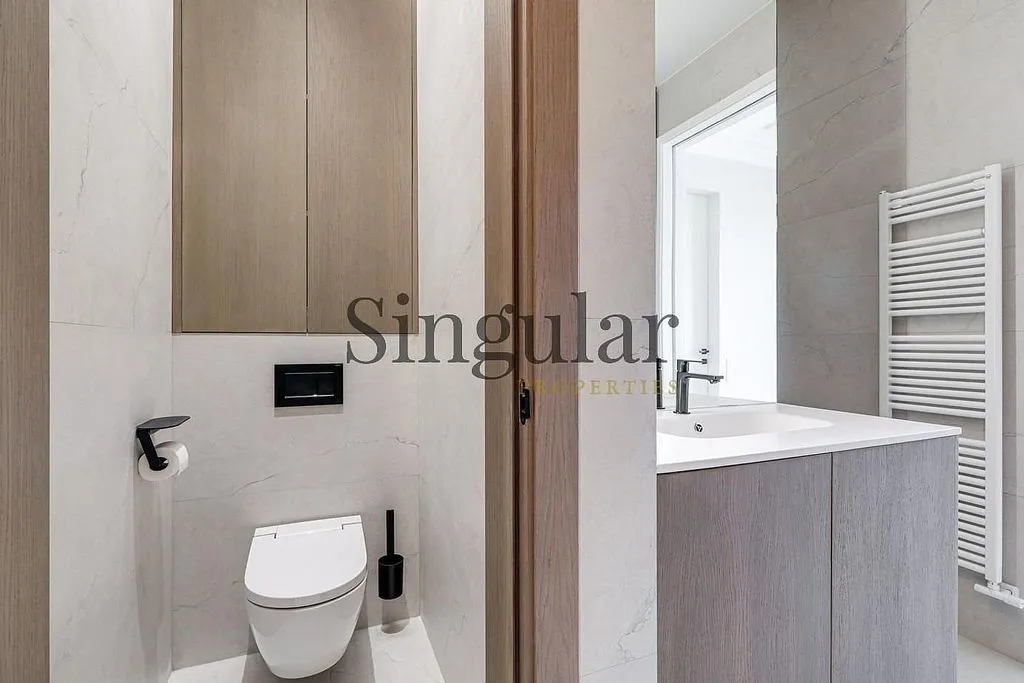 Salles de bain - Historic Apartment with Balcony in El Born