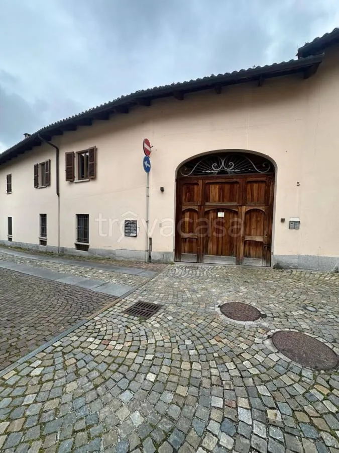Esterno - Armed Trilocale with Balcony in Rosta