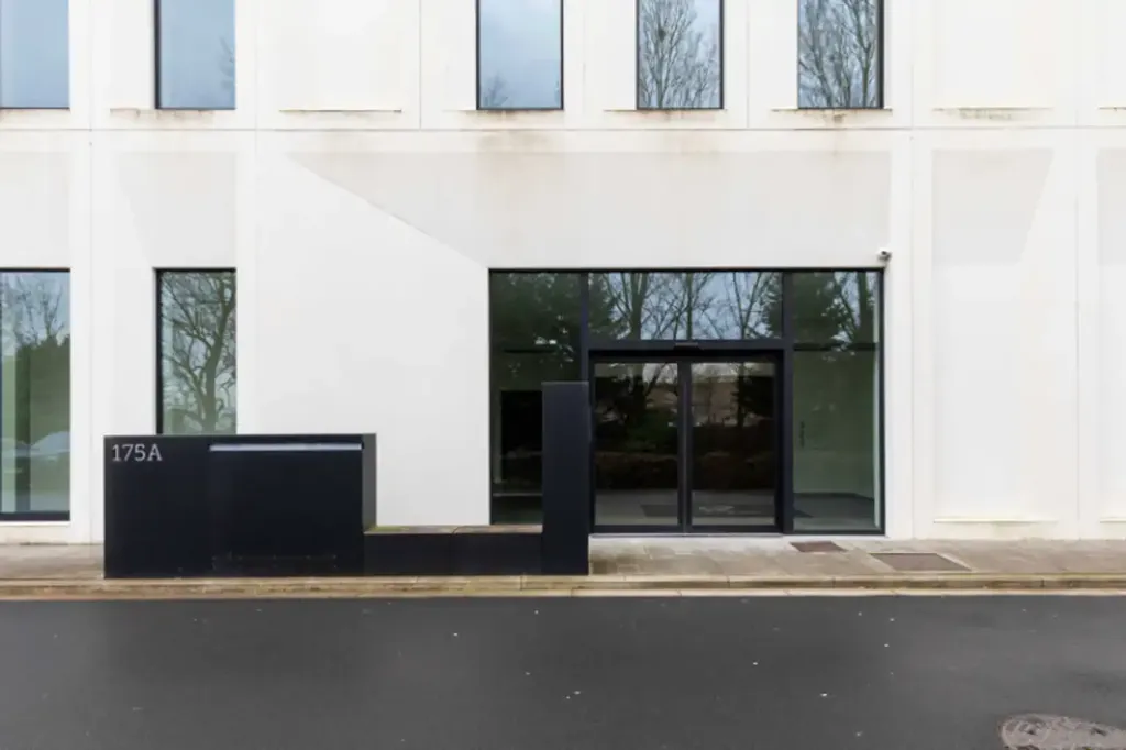 Exterior - Office Space with Terrace in Roeselare