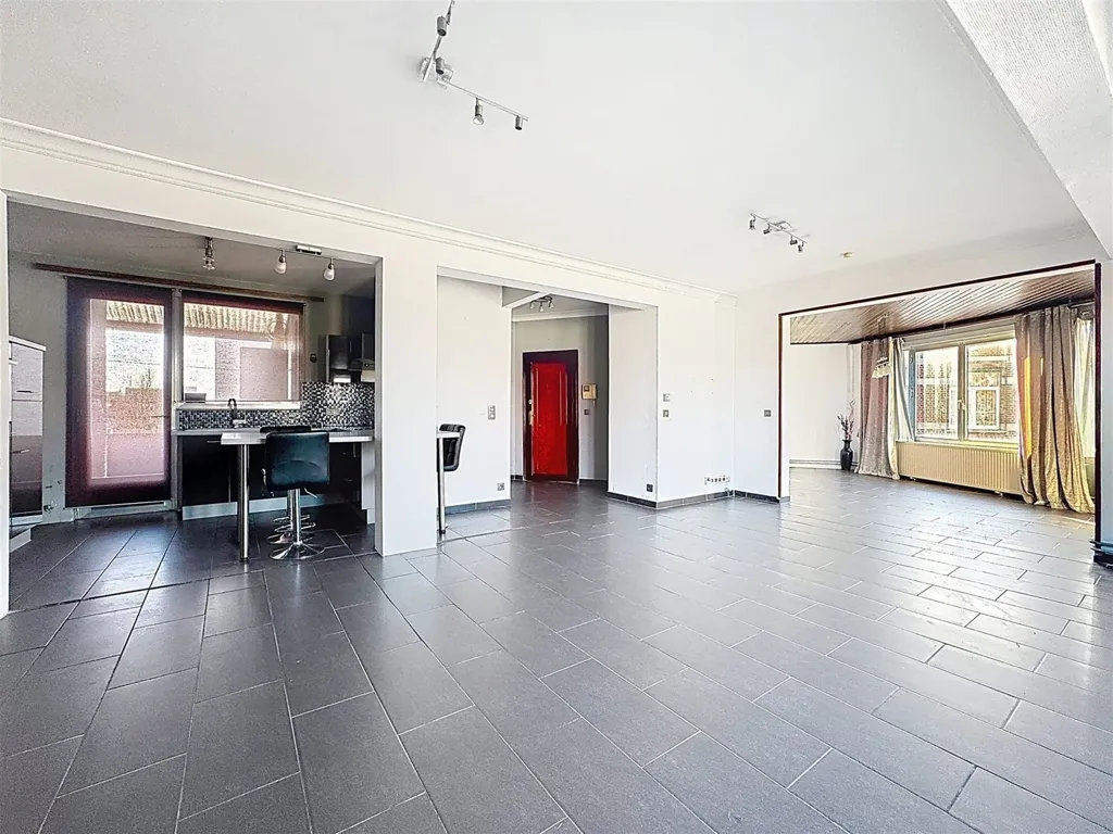 Appartement à Rénover avec Terrasse à Laeken