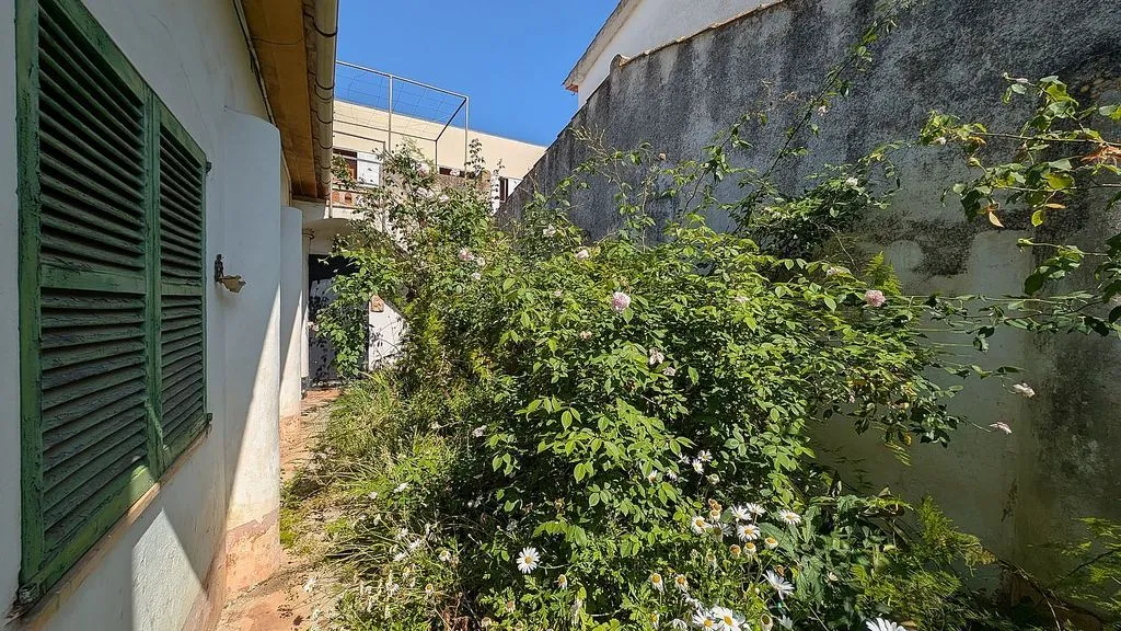 Aed - Adjoined Chalet with Terrace in Palma