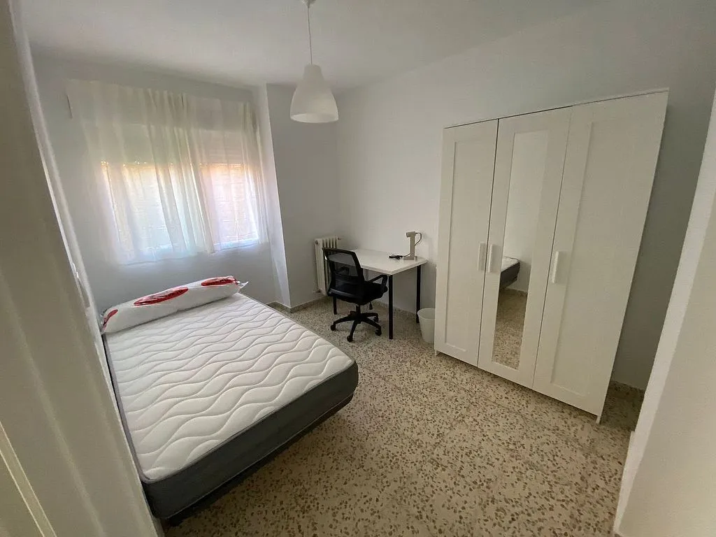 Chambres - Student Flat with Terrace in Camino de Ronda
