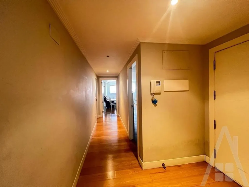 hallway_entrance