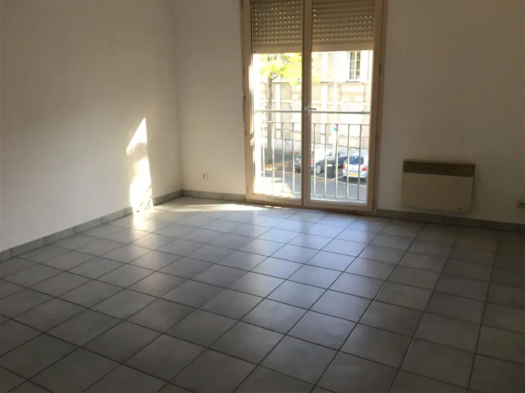 Pièces - Appartement 1 Pièce dans Résidence Calme à Angers