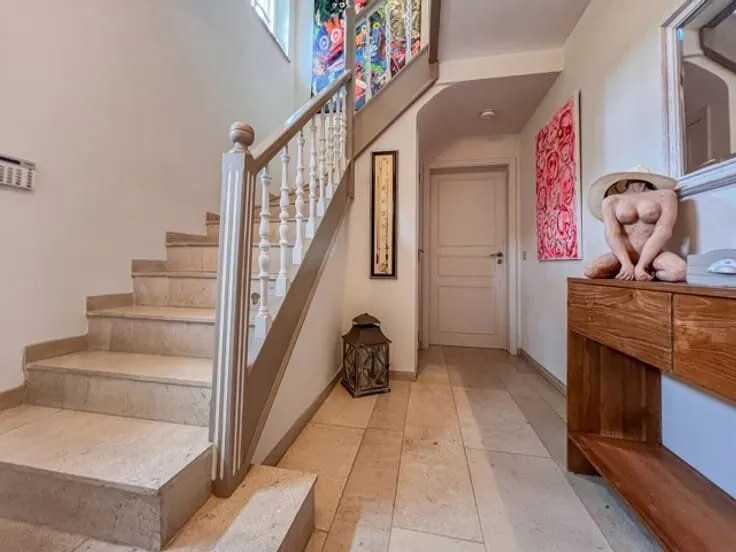 4-bedroom house in BE