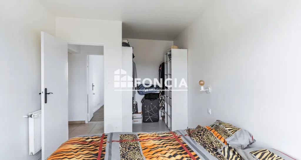 Chambres - Appartement avec Balcon et Vue Dégagée à Yutz