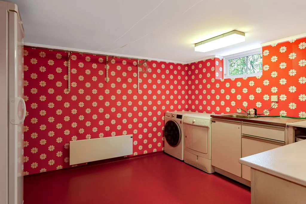 Pesuköök - Charming Red Cottage with Garage in Jönköping