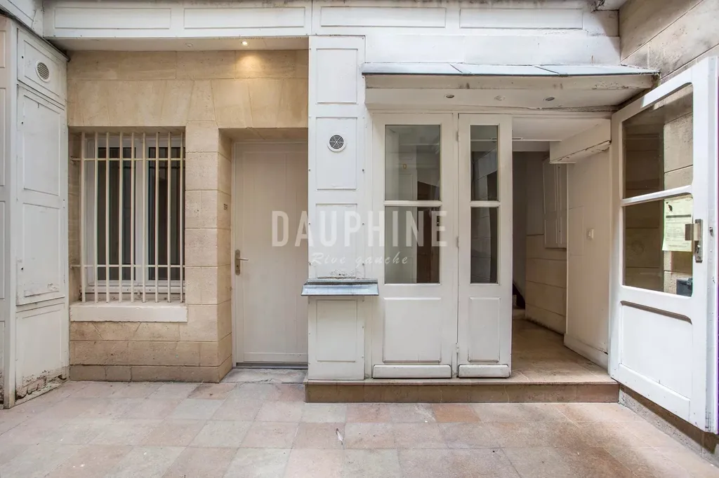 Aed - Studio with Open Kitchen in Odéon Centre