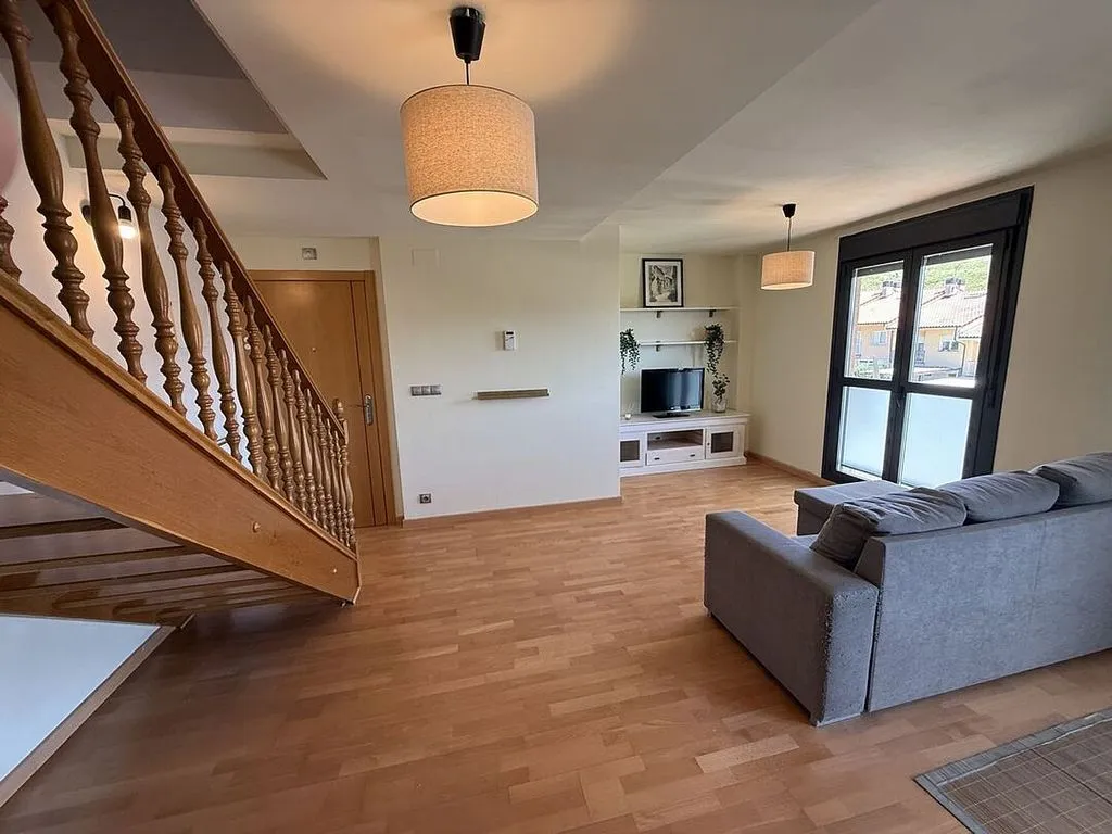 Séjour - Duplex with Pool in Esteribar