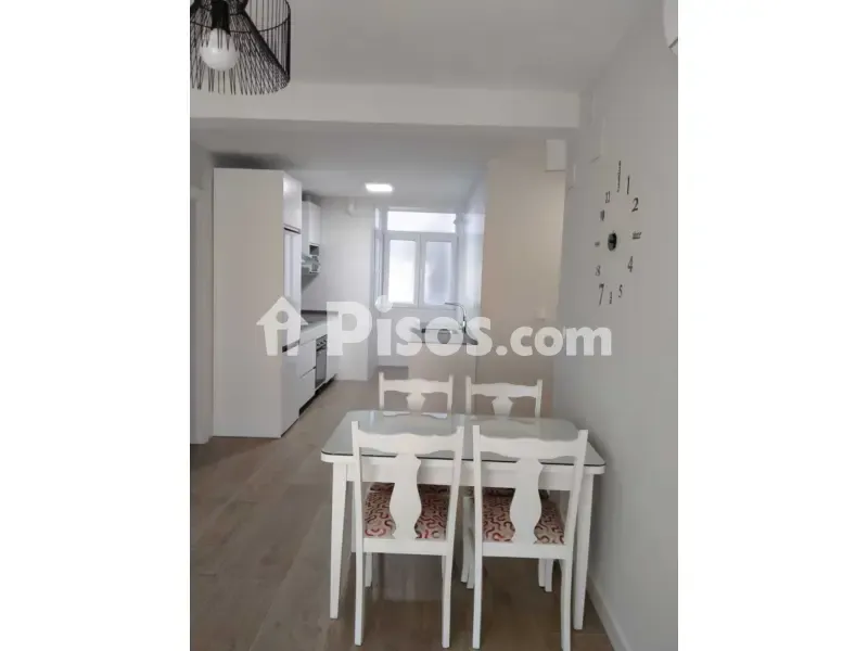 Salle à manger - Reformed Flat with Balcony in Calle Sol