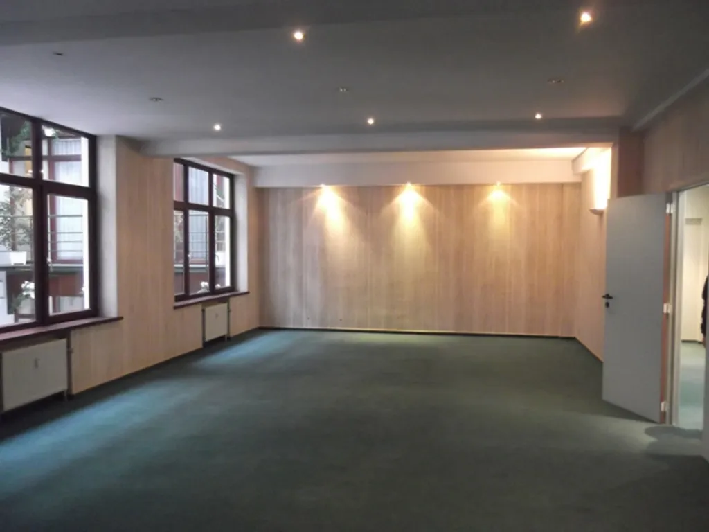Rooms - Modern Office in Central Brussels