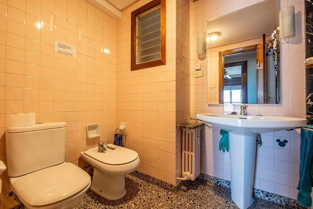 Salles de bain - Apartment with Balcony and Views in Zaragoza