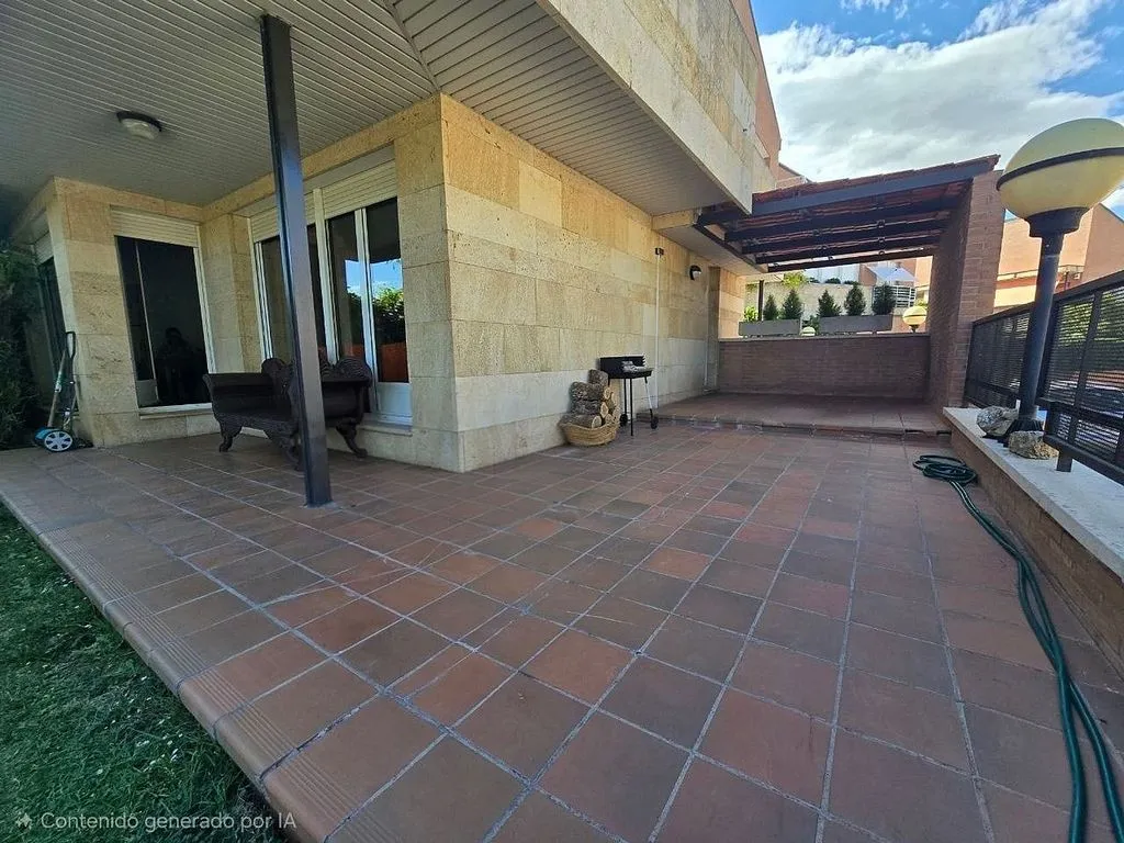 Terrass - Reformed Chalet with Pool in Logroño