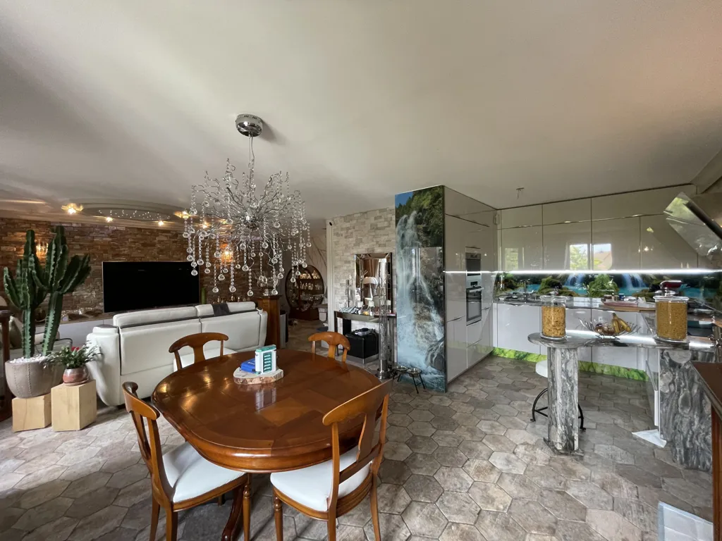 Söögituba - Duplex Apartment with Terrace in Saint-Ouen-l'Aumône