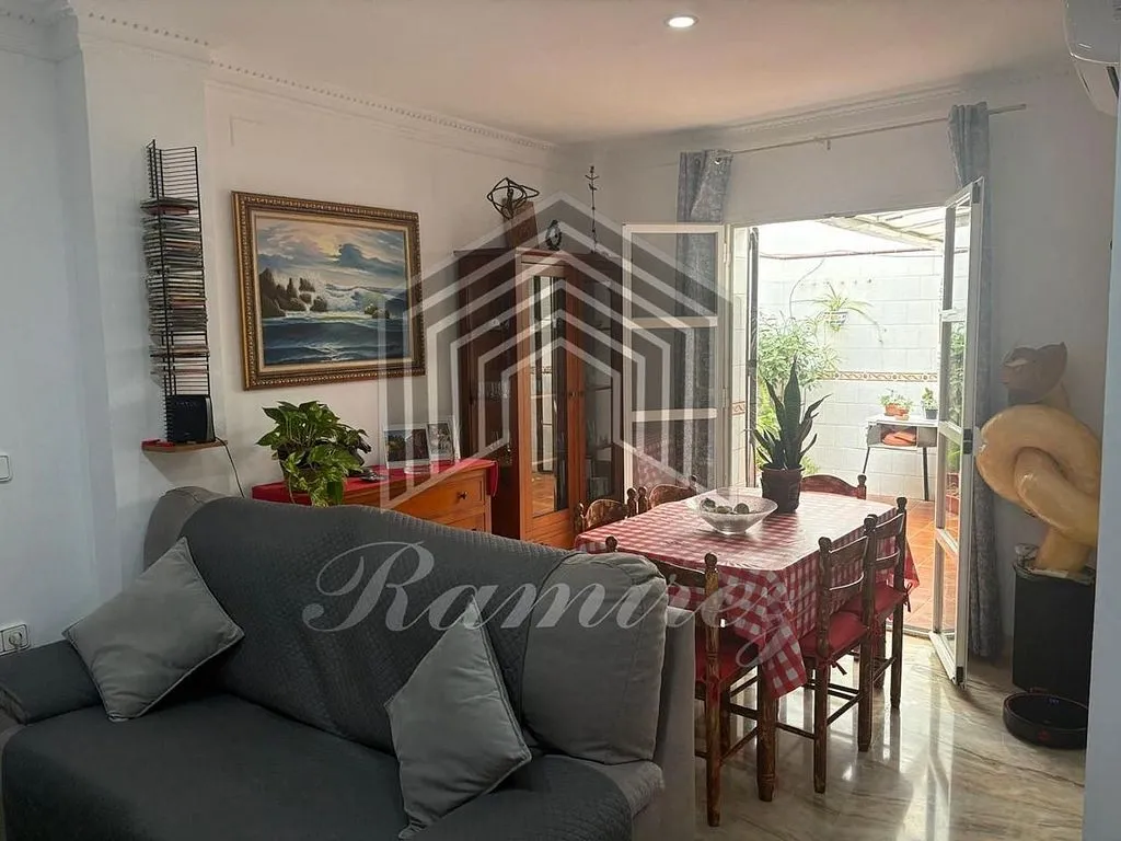 Soggiorno - Chalet with Terrace in Central Chiclana