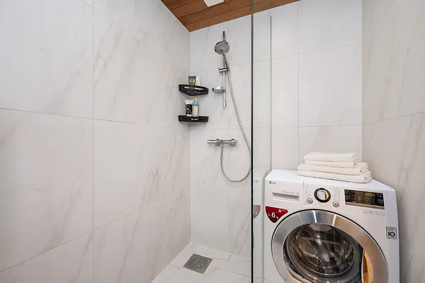 Salles de bain - Fully Furnished Flat with Garden in Mustamäe