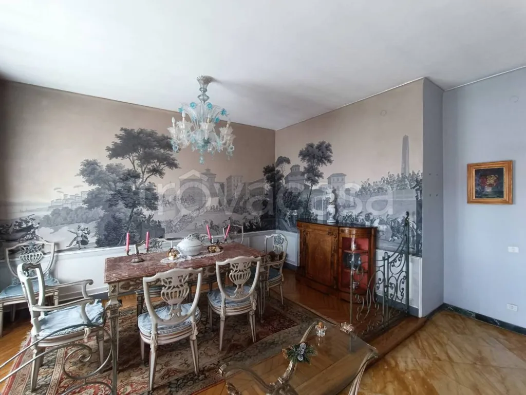 Salle à manger - Penthouse with Panoramic View in Mondovì