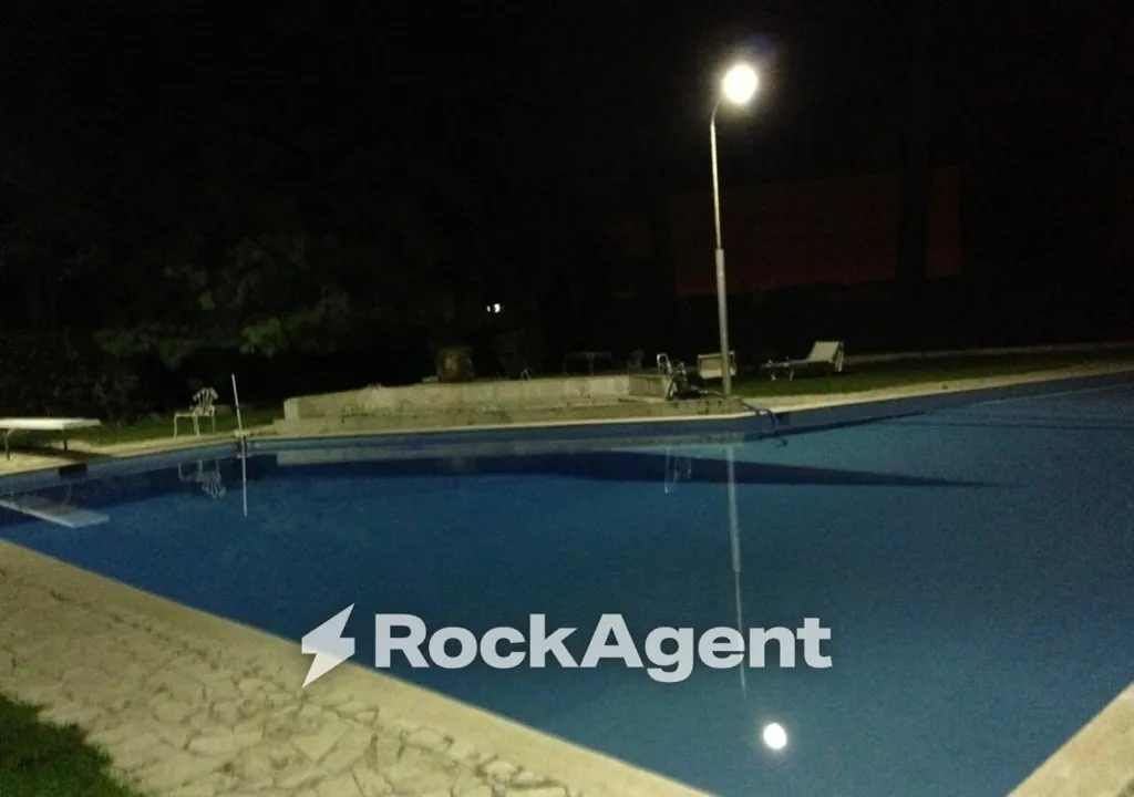 Piscina - Penthouse with Panoramic View in Trieste, Rome