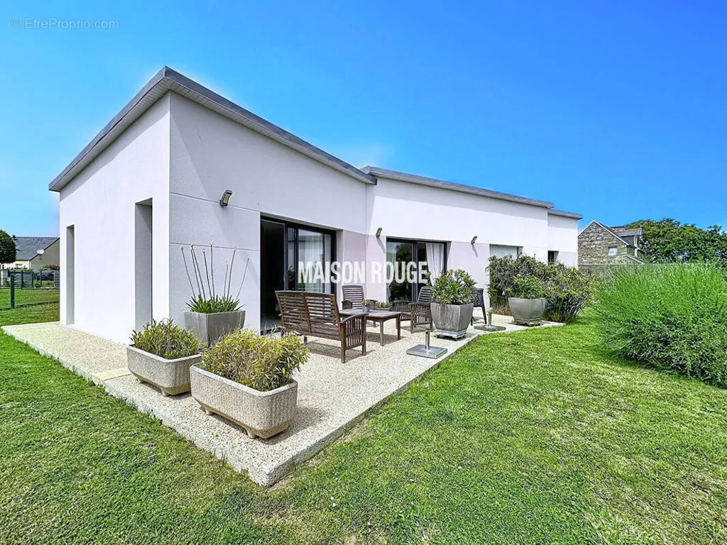 Aed - Contemporary House with Sea Access in Pleubian