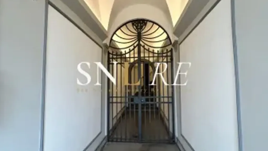 Entrée - Florentine Apartment with Arno View in Ponte Vecchio
