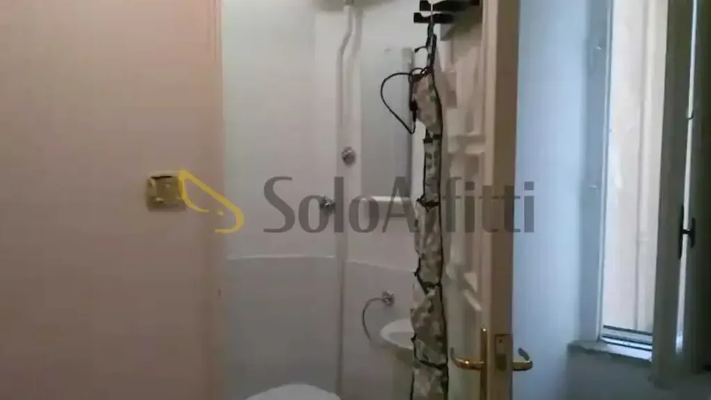 Salles de bain - Semi-Panoramic Studio in Vomero