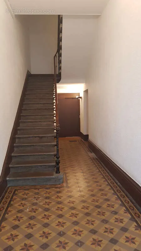 Stanze - Office Space near Romans Station