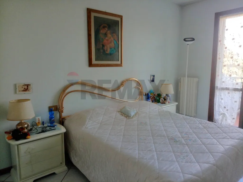 Magamistoad - Bifamiliar Villa with Terrace in Massa e Cozzile