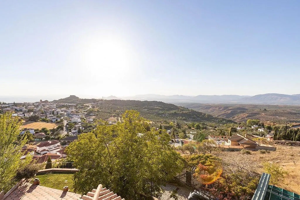 Balcon - Chalet with Pool and Terrace in Nívar