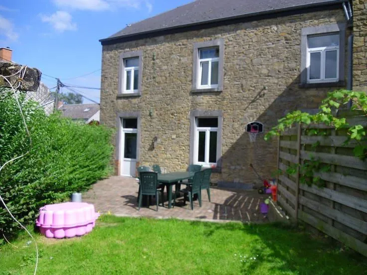 Terrasse - Maison de caractère avec jardin à Sorée