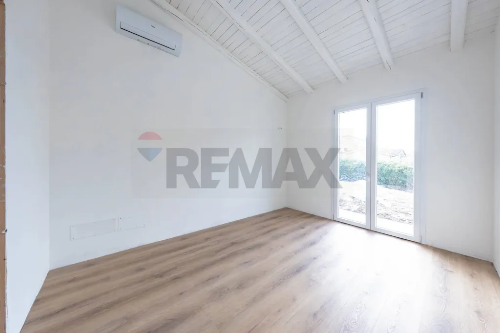 Pièces - Contemporary Villa with Private Pool in Rosolina