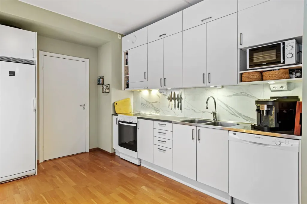 Köök - Apartment with Terrace in Norrtälje
