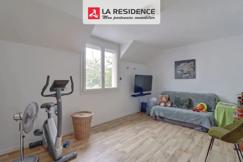 Chambres - Maison avec Terrasse et Jacuzzi à Verneuil-sur-Seine