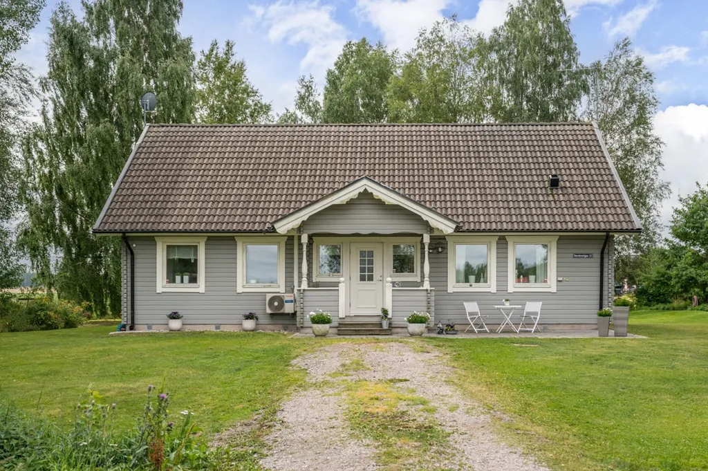Extérieur - Charming Villa with Garden in Lantligt Setting