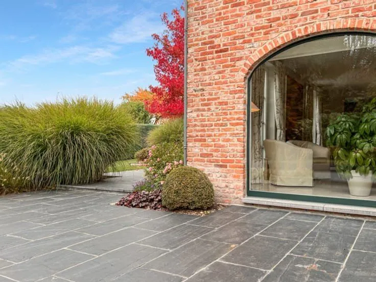 4-bedroom house in BE
