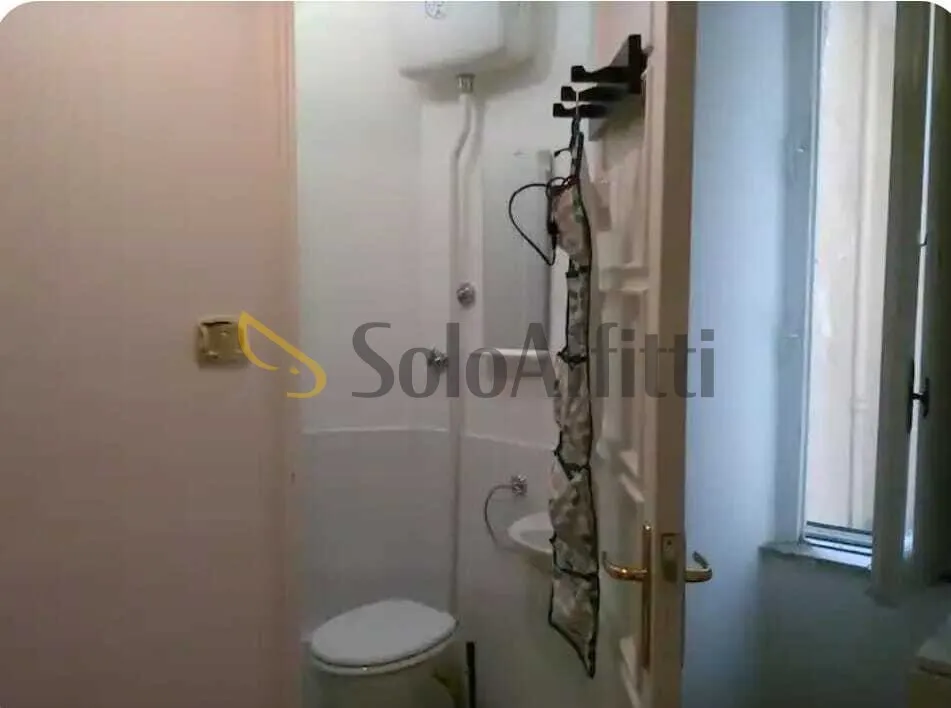 Salles de bain - Semi-Panoramic Studio in Vomero