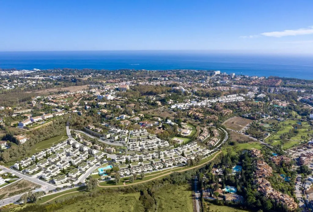 Vue aérienne - Semi-Detached Villa with Pool in Estepona