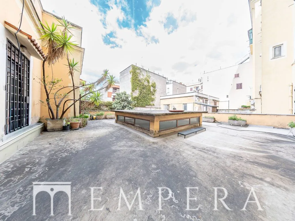 Terrasse - Coppedè Style Townhouse in Central Rome