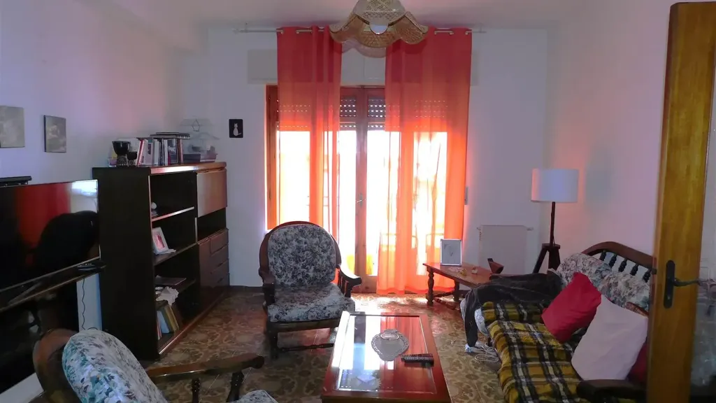 Elutuba - Spacious Apartment with Balconies in Ragusa