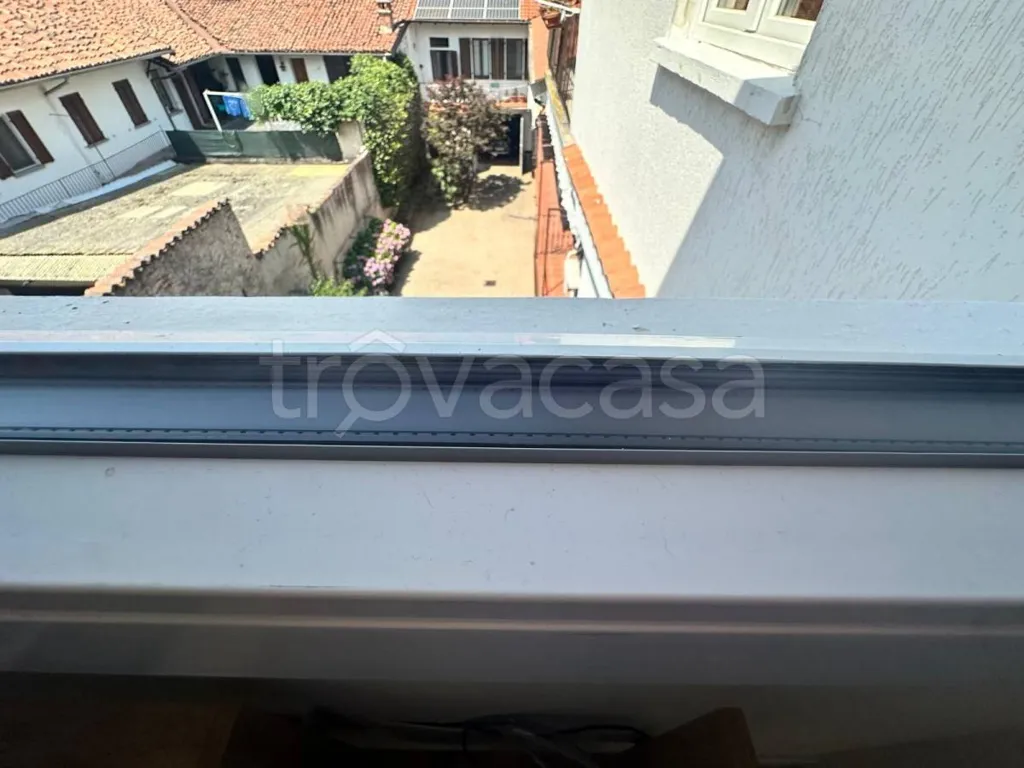 Balcone - Appartamento ristrutturato con terrazza a Galliate
