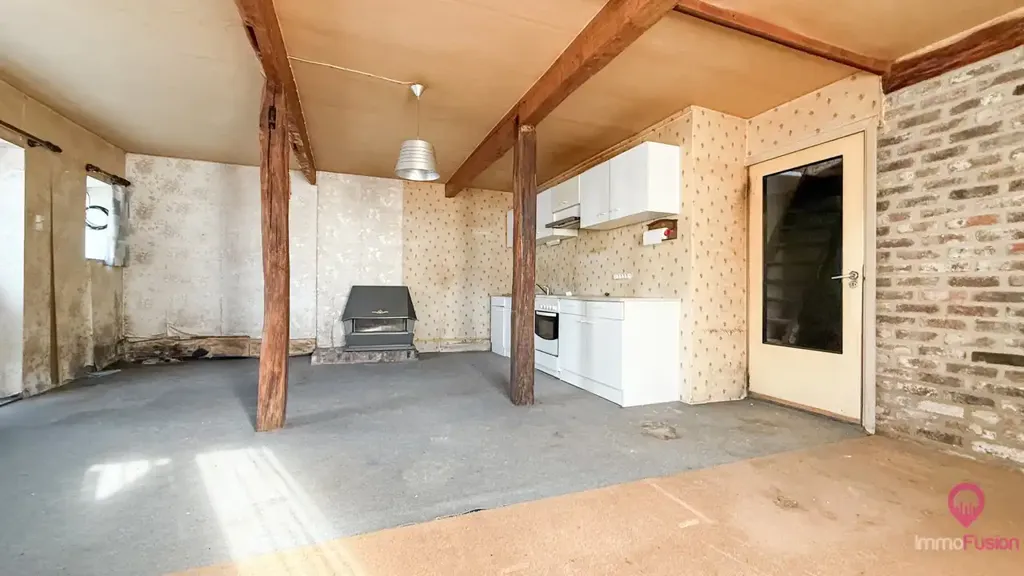 Stanze - Renovatable House with Garden in Heers
