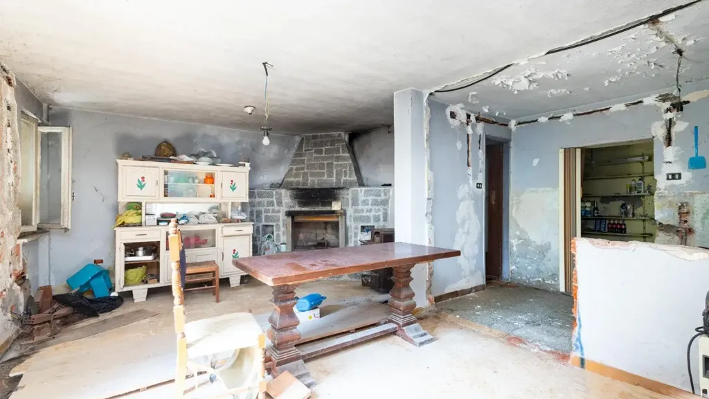 Köök - Independent House with Large Garden in Bagnolo Piemonte