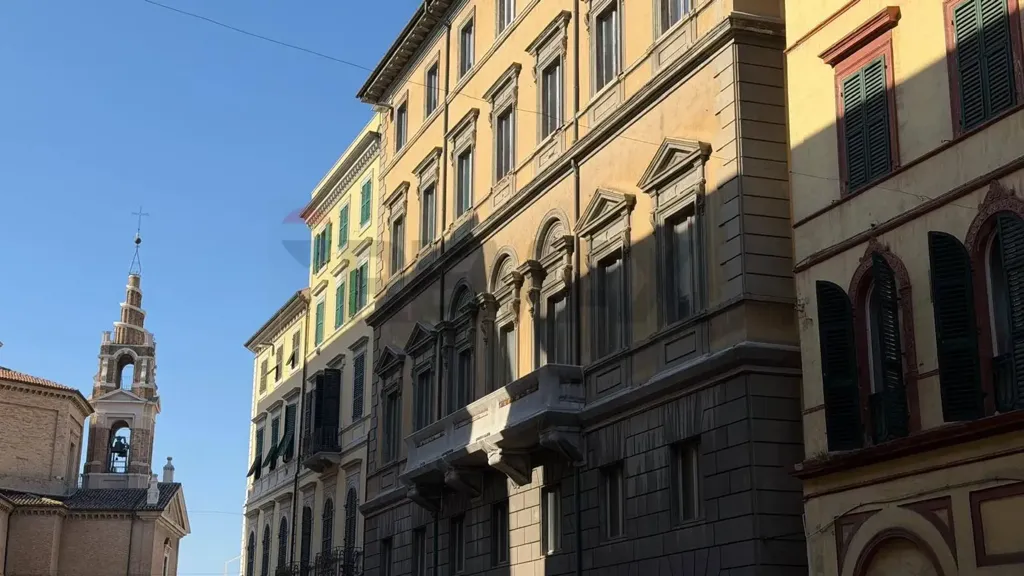Välivaade - Spacious Apartment with Double Entrance in Ancona