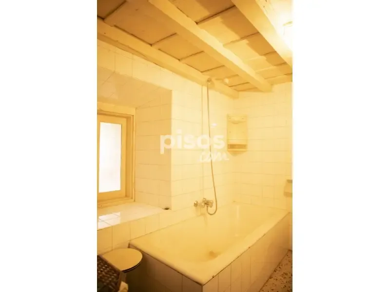Bathrooms - Traditional Asturian Rural Complex in Buslaz