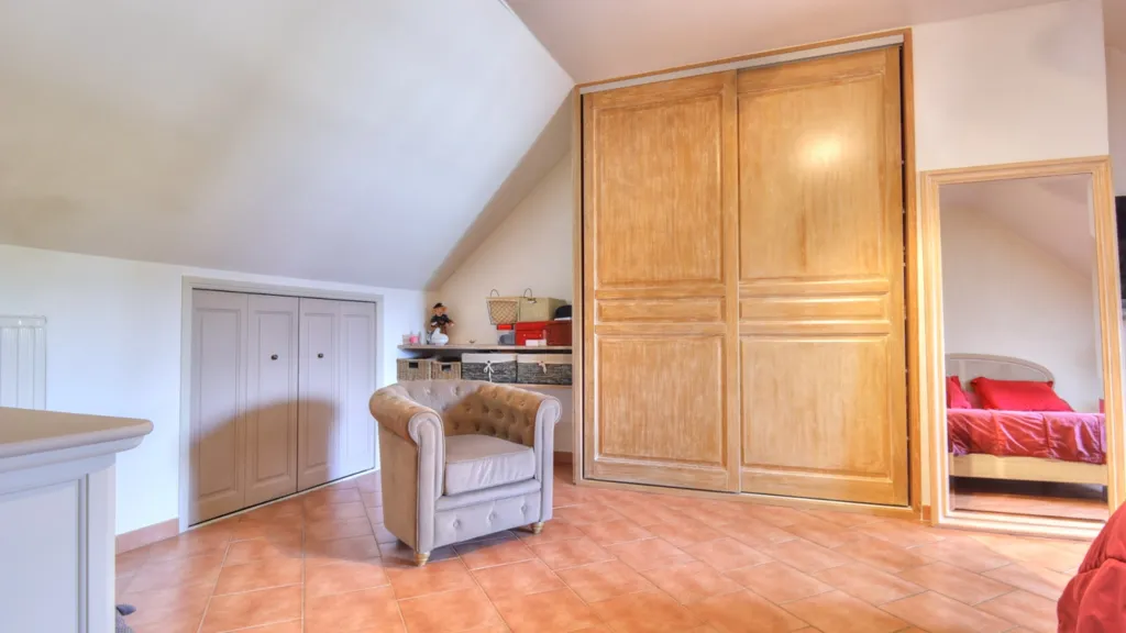 Chambres - Maison Charmante avec Terrasse à 5' de Dreux