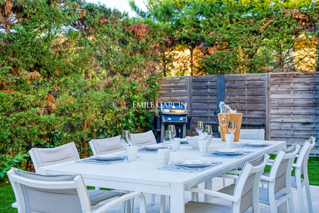 Terrasse - Villa Luxe avec Piscine à Saint-Tropez