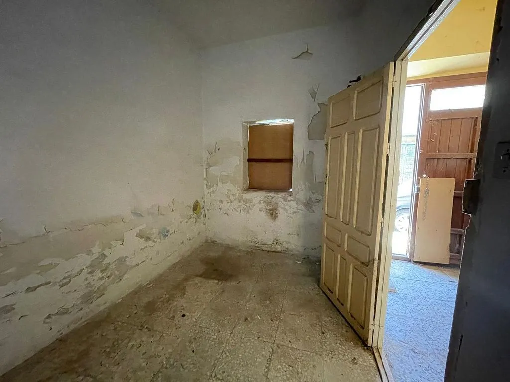 Toad - House with Terrace in Valdepeñas