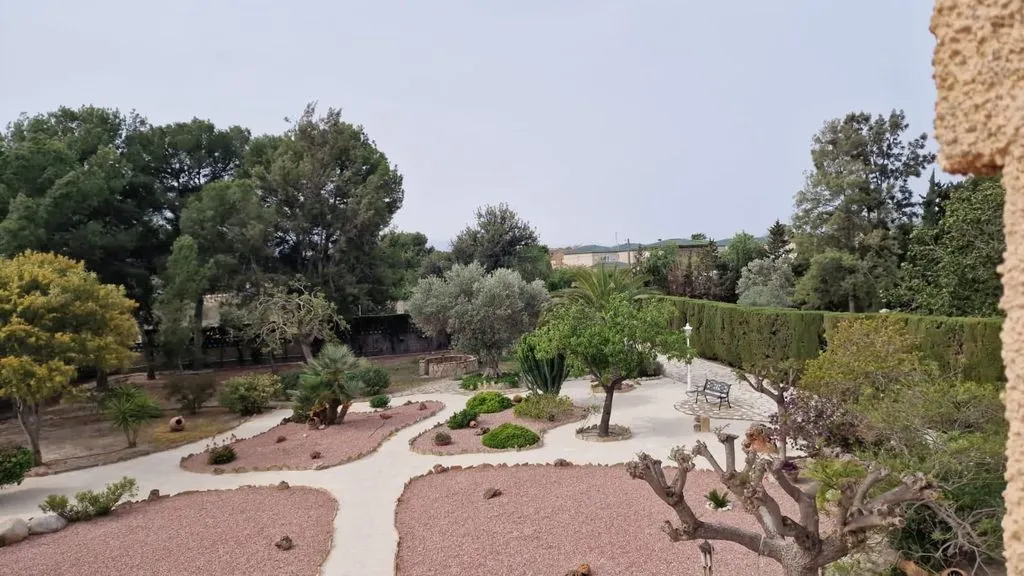 Jardin - Luxury Villa with Garden in Mutxamel
